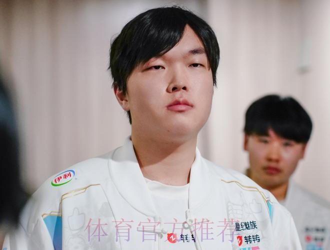 BLG发布第一赛段纪录短片第一期：怎么你不当队长